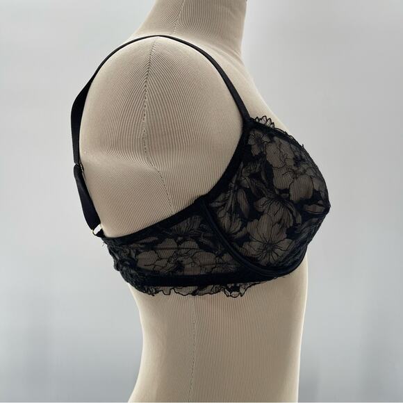 Victoria’s Secret Romantic Low Cut Demi Bra Feminine Black Lace Size 34D - Picture 3 of 10